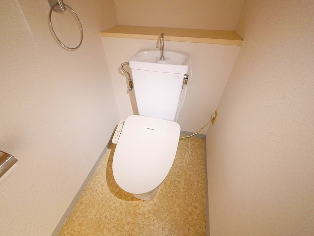 メゾン東生駒のトイレ