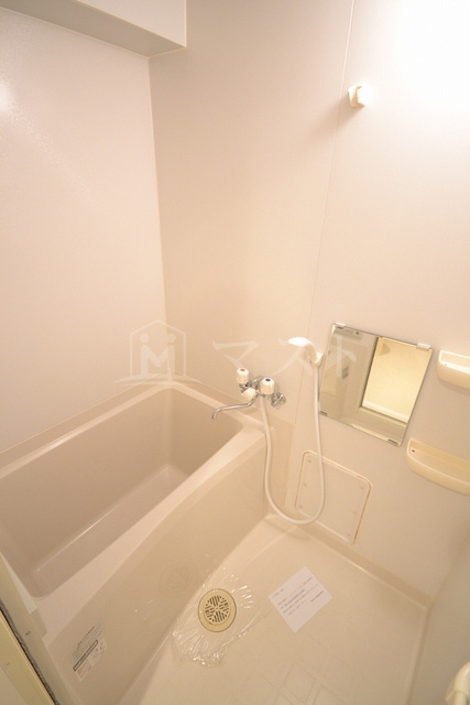 フォレシティ肥後橋の浴室