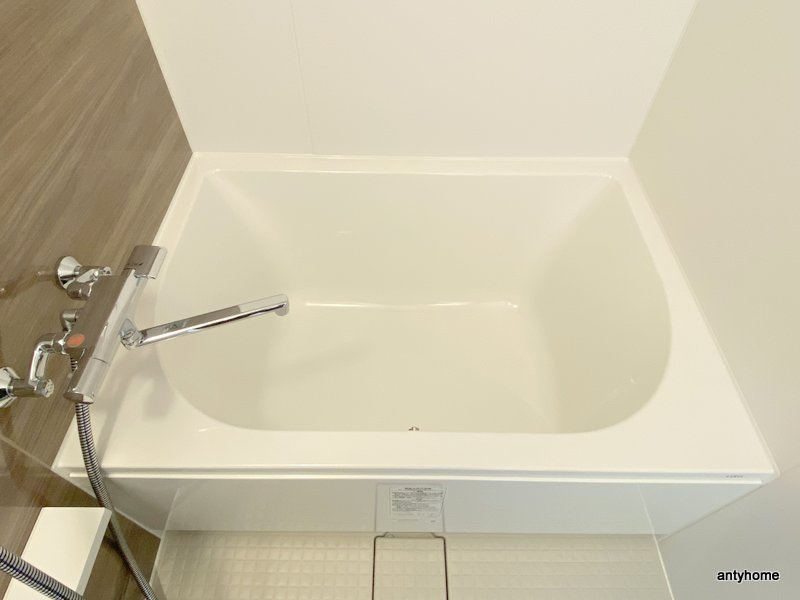 リヴェント難波サウス　仲介手数料無料の浴室