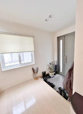 【玄関】 | 黒石市追子野木１丁目・中古住宅