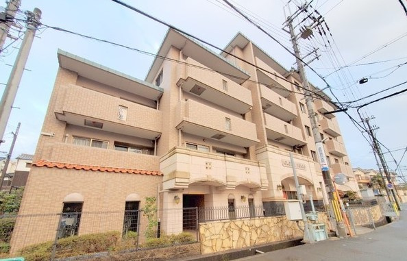 グローバル富雄