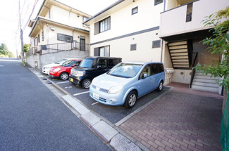 【駐車場】