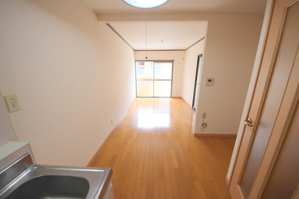 生駒ビューハイツの居間・リビング