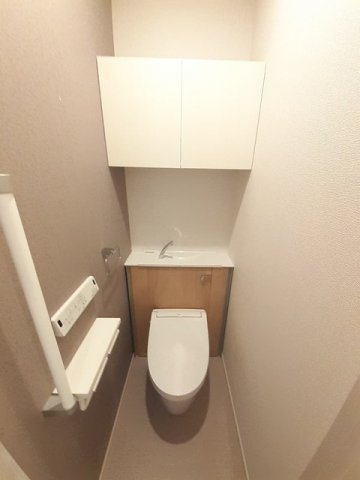 グレイスヴィラ若宮のトイレ|ゆったりとした空間のトイレです