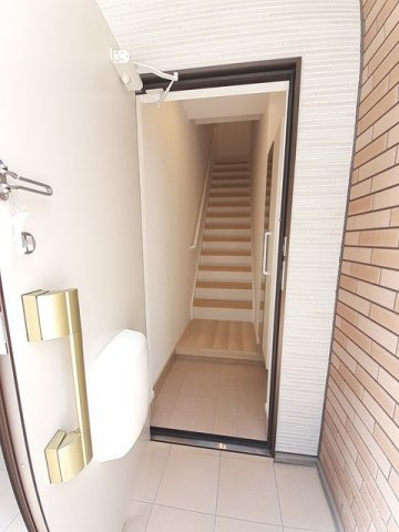 グレイスヴィラ若宮の玄関|きれいな玄関です