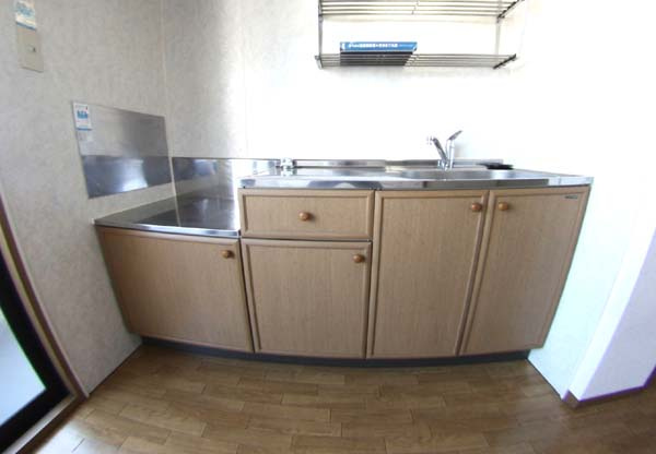 泉大津市助松町１丁目のハイツのキッチン|使いやすいキッチンです