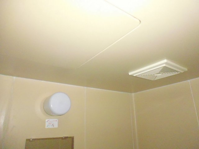 エーデルハイムエビスの浴室|浴室換気扇