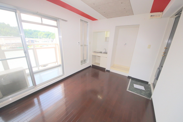 シティパレス富雄南の洋室