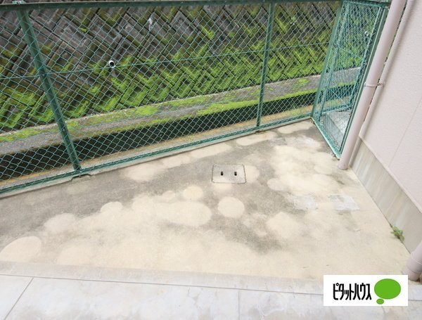 メゾン富雄のバルコニー