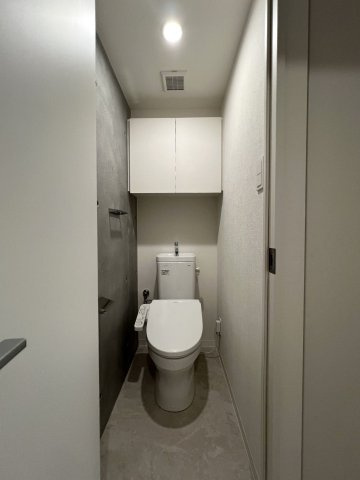 【トイレ】 | ルミーク文京千石 | 同物件別住戸の写真を参考に掲載しています【ルミーク文京千石】
