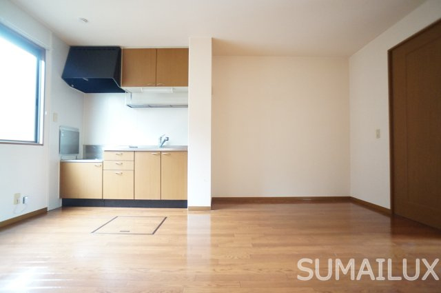 熊本市南区島町１丁目のアパートの居間・リビング