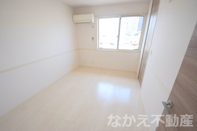 【寝室】 | 落ち着いて過ごせるお部屋なので、寝室にいかがでしょうか