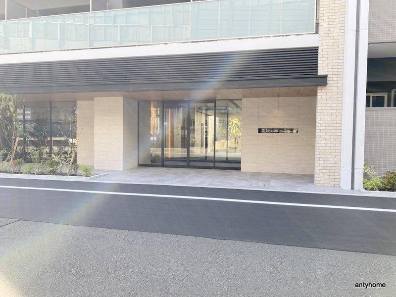 リヴェント難波サウス　仲介手数料無料のエントランス