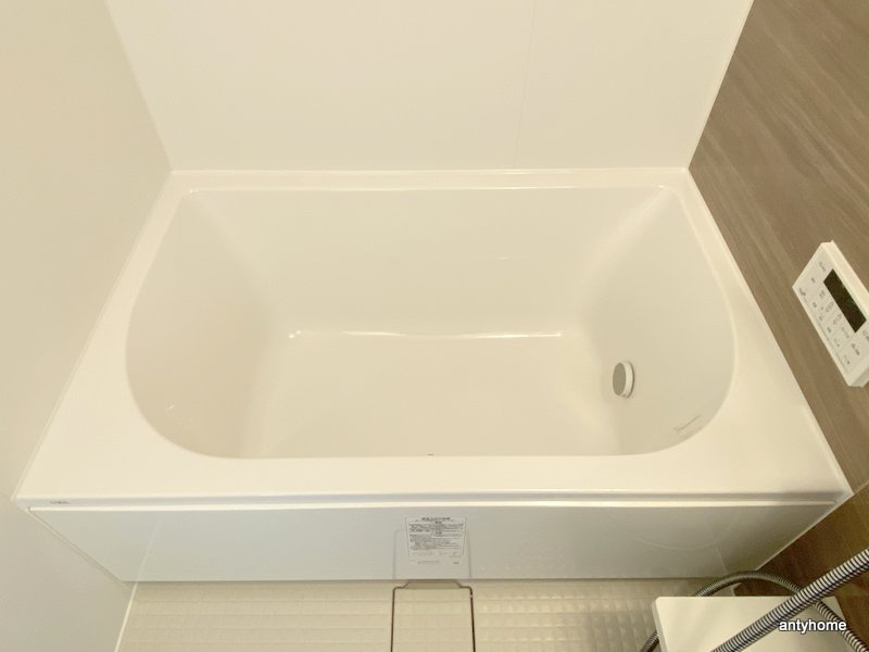 リヴェント難波サウス　仲介手数料無料の浴室