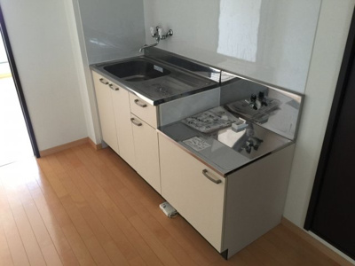 【キッチン】 | アイティーオー南福岡 | 別号室の写真になります。現況優先。