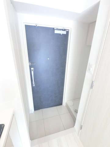 S-RESIDENCE行徳の玄関