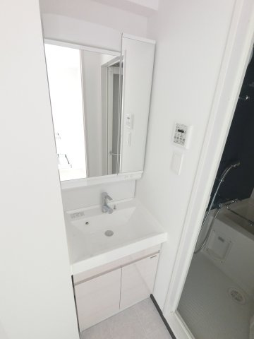 S-RESIDENCE行徳の独立洗面台