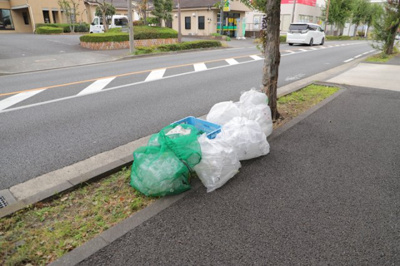 【設備】 | ドゥーブルリッチ町田 | 共有部分は、住民なら誰もが使える設備のこと。例えば駐車場やエレベーター、インターネット設備、セキュリティ設備などがあります。他にも、マンションの廊下・外部階段やエントランス・ゴミ置き場などがあります。