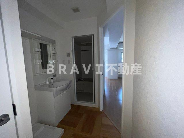 アウラ新深江の洗面所|忙しい朝には欠かせない洗面所です