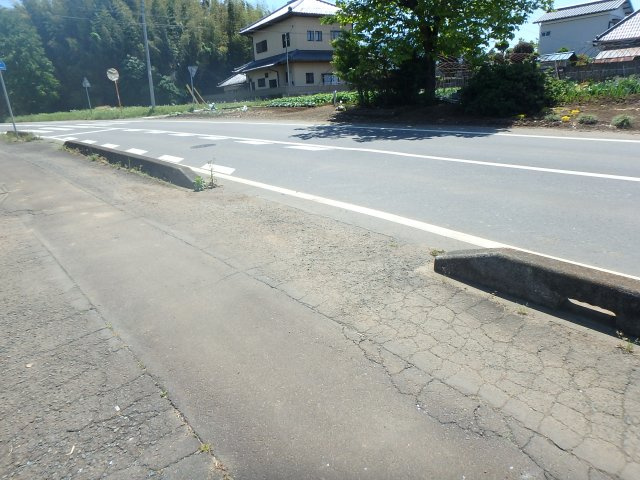 宮後土地の前面道路含む現地写真