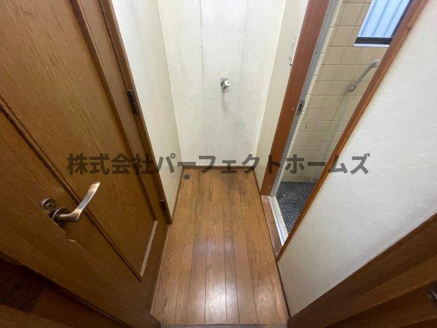 伊加賀寿町戸建　賃貸の玄関|落ち着いた玄関です