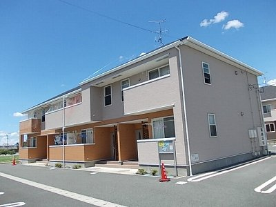 エヴァーグリーン・センターの外観|落ち着いた雰囲気の外観です