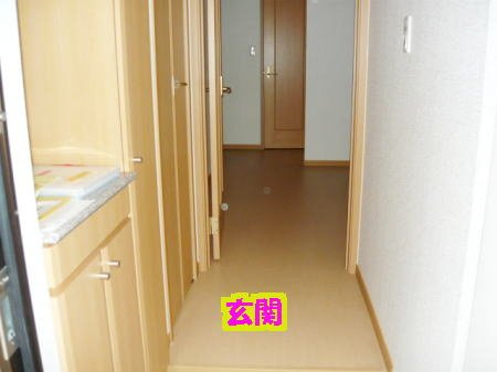 エヴァーグリーン・センターの玄関|きれいな玄関です