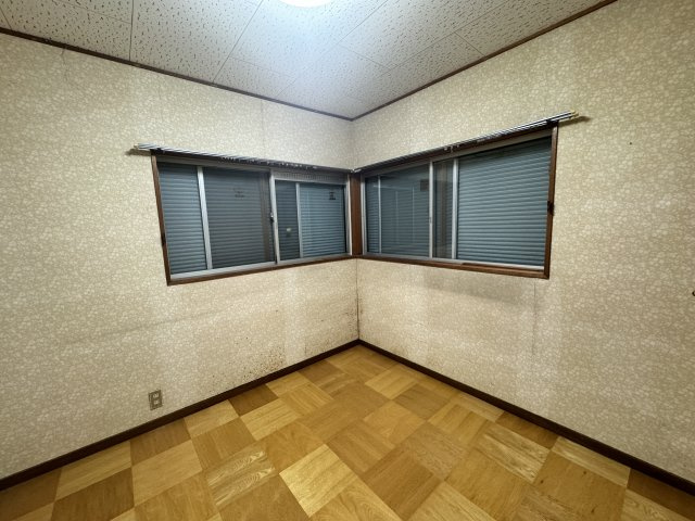 熊取町山の手台2丁目　中古戸建の洋室