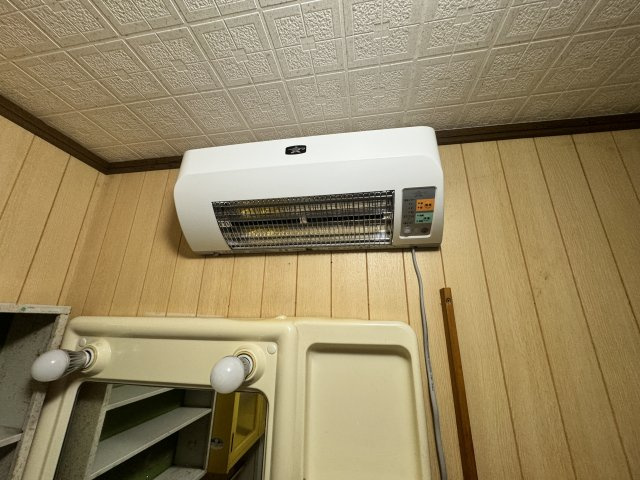 熊取町山の手台2丁目　中古戸建の独立洗面台
