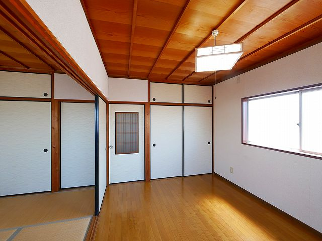 阿片貸家の洋室|広々とした洋室です