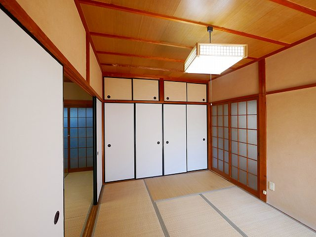 阿片貸家の寝室|畳の上でゆっくりとくつろげる和室です
