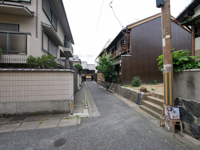 今御門町テナントの周辺