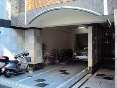 グランドパルティールⅢのエントランス