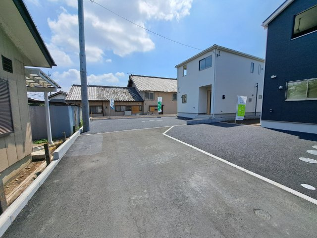 新築　前橋市下増田町第2　クレイドルガーデン　3号棟の前面道路含む現地写真|北側接道幅員約4.5ｍ