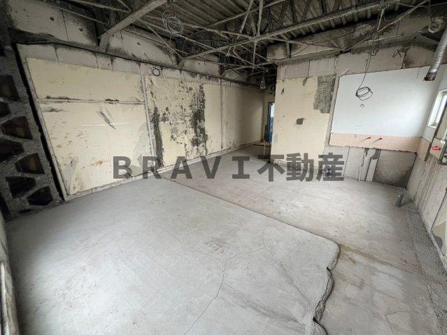 北川ビル　BRAVI不動産の居間・リビング|【北川ビル】