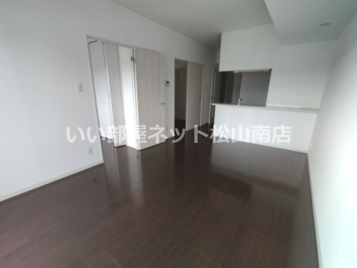 【居間・リビング】 | 第５椿マンション