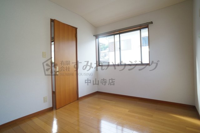 中山台戸建Ⅰの洋室