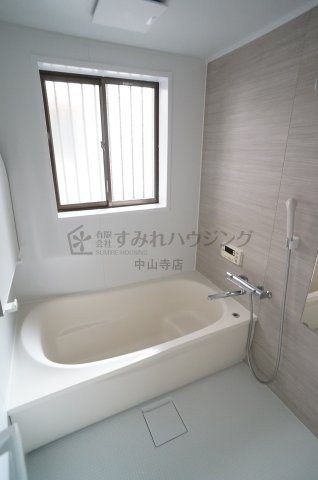 中山台戸建Ⅰの浴室
