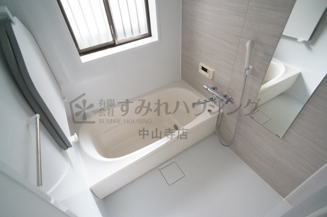中山台戸建Ⅰの浴室