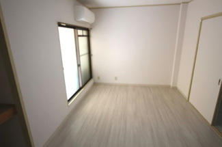 【寝室】 | サンティール門真 | 別のお部屋の参考写真です