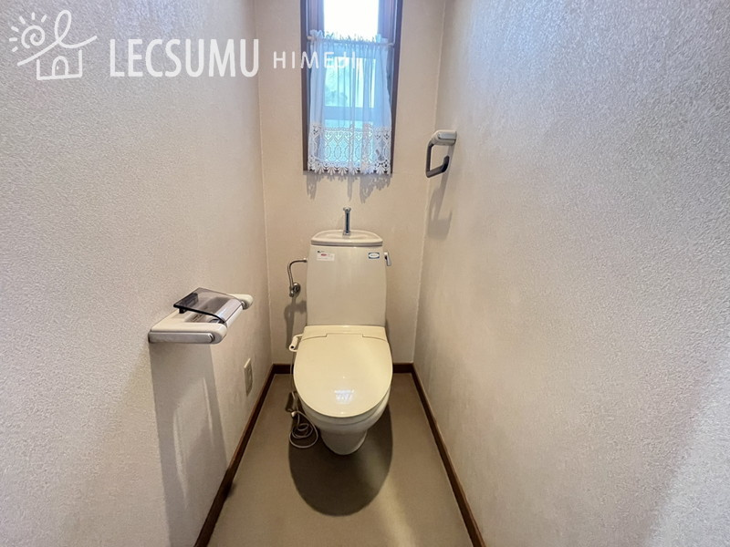 姫路市飾磨区構5丁目／中古戸建のトイレ