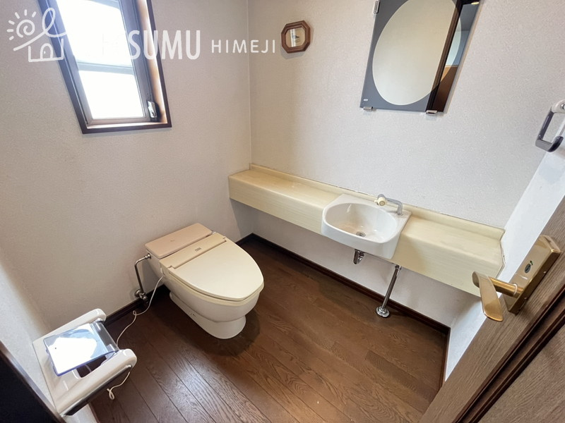 姫路市飾磨区構5丁目／中古戸建のトイレ