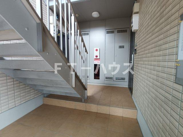 ウェルデンス幕張のロビー