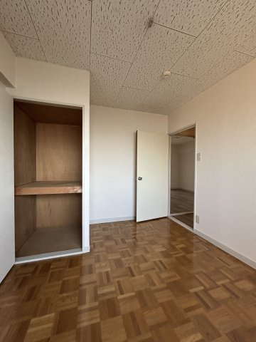 ドミール小出の収納