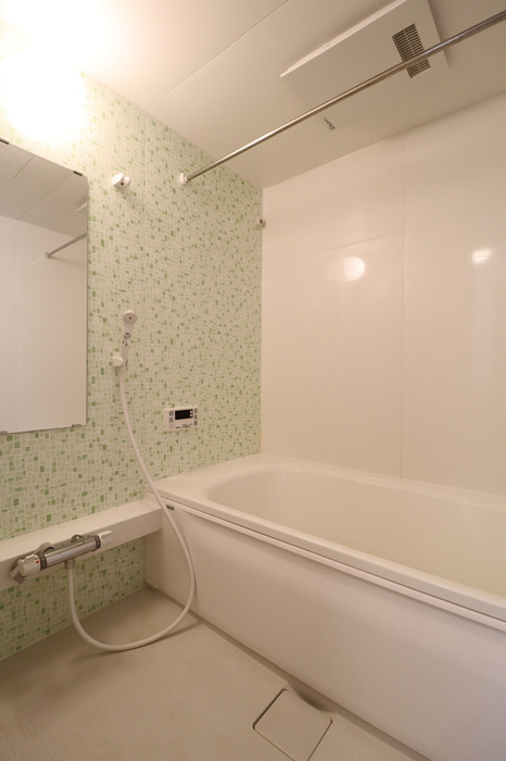 セジュールハナミズキの浴室