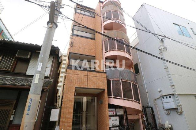 アリエスかまくらのエントランス