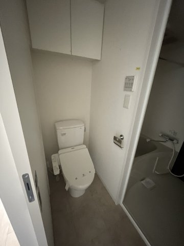 セレニテ江坂ルフレのトイレ|イメージとして同建物他部屋を表示しています