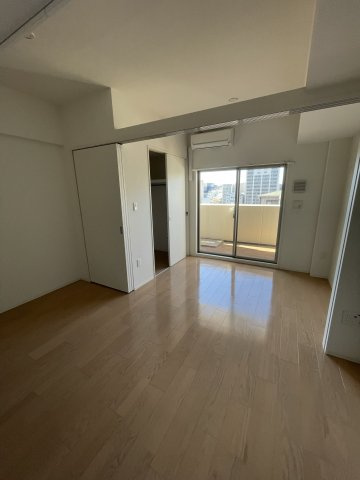 セレニテ江坂ルフレの居間・リビング|イメージとして同建物他部屋を表示しています