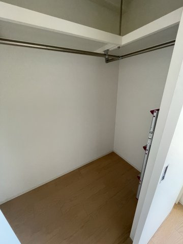 セレニテ江坂ルフレの収納|イメージとして同建物他部屋を表示しています