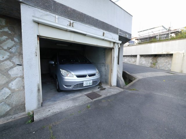シープレーリー須磨の駐車場|車高160ｃｍまで
